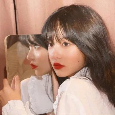 草裙诱春